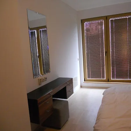 Apartman Roy's In St John Park *
